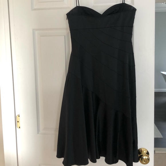 Black Sleeveless Cocktail Dress - Picture 4 of 9